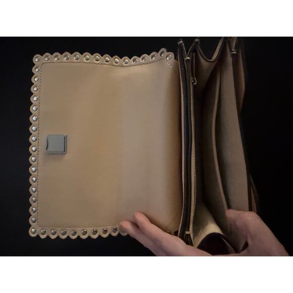 Tory Burch Beige Crossbody with Adjustable Strap, GUC - Picture 3 of 4